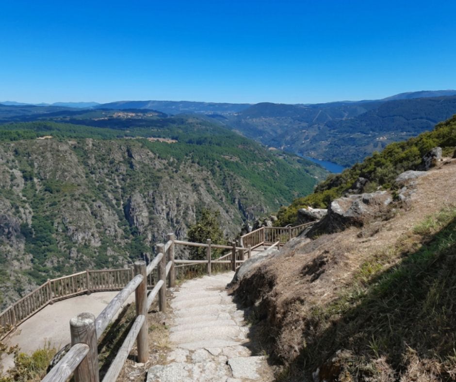 Las 4 rutas de senderismo en la Ribeira Sacra que no te puedes perder Ribeira Sacra Rutas